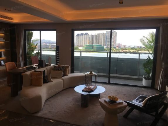珠海仁恒滨海湾163㎡楼王户型怎么样？中山公园湖景值得买吗